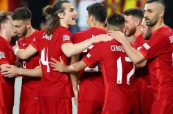 开云体育app-家族连传三代！国家队继续保持不败