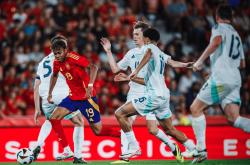 开云体育登录-西班牙足球队夺取胜利，欧洲赛场火爆连连的简单介绍