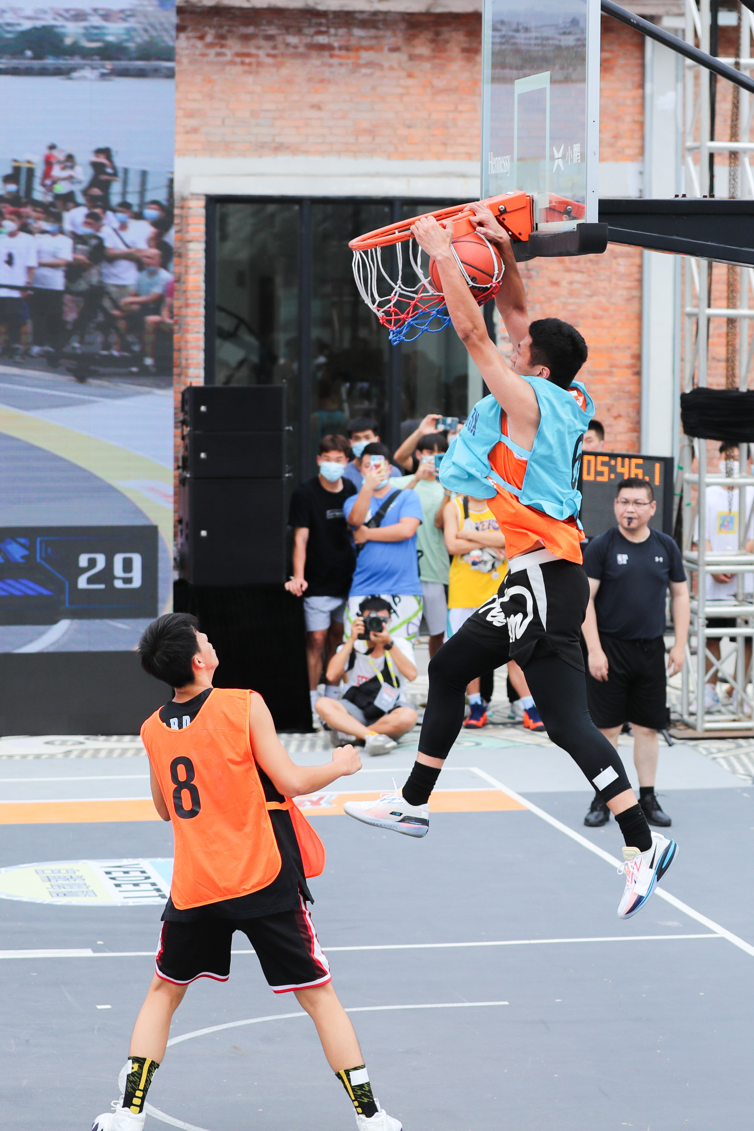 日本篮球明日之星挑战老牌强队，真假难分的简单介绍