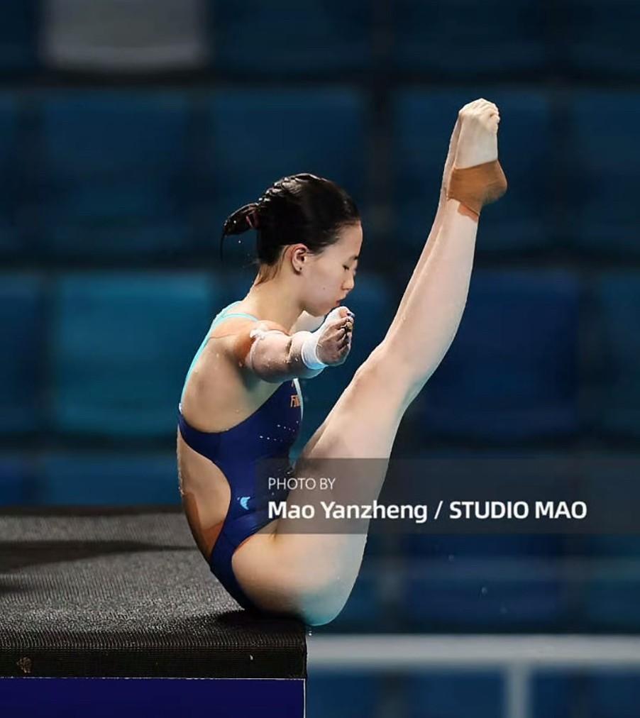 关于意大利女子跳水选手勇夺铜牌，绽放笑容的信息