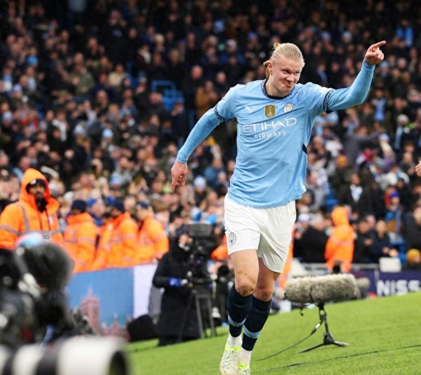 切尔西惨败无缘晋级欧冠，球迷失望