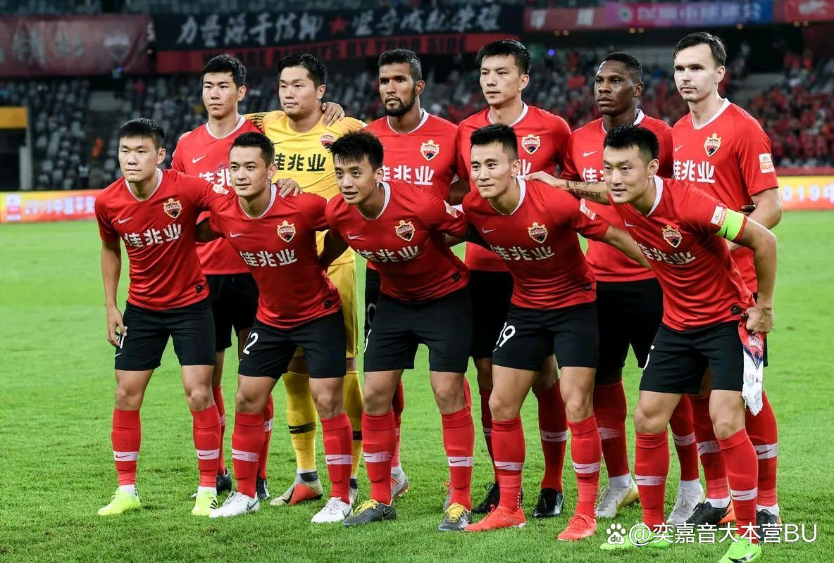 对手实力超群，球队全力应对