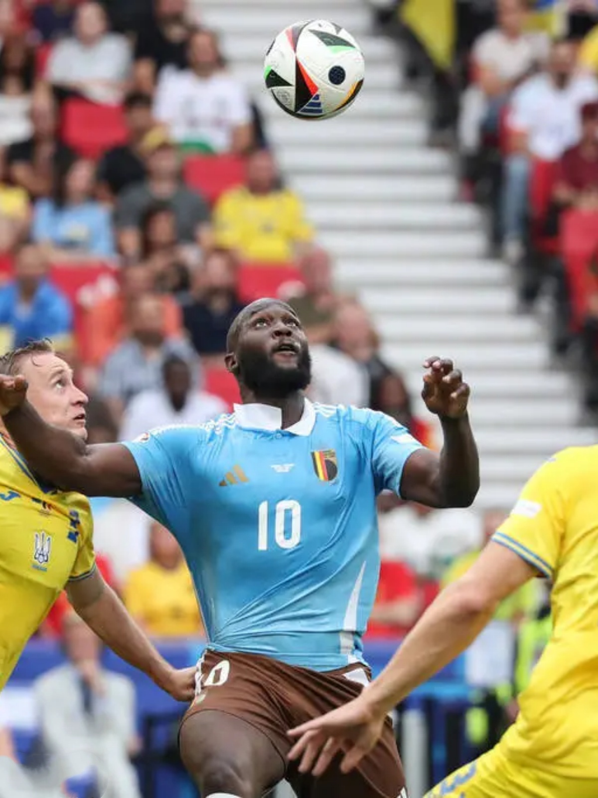 关于罗马尼亚队为欧锦赛四分之一决赛做准备的信息 关于罗马尼亚队为欧锦赛四分之一决赛做准备的信息