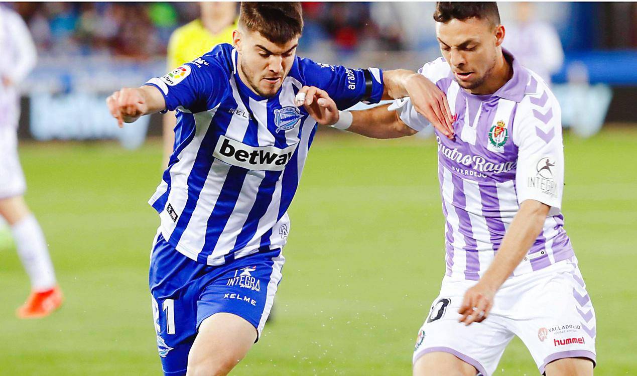 包含塞维利亚展望下一场比赛，备战周密谨慎的词条