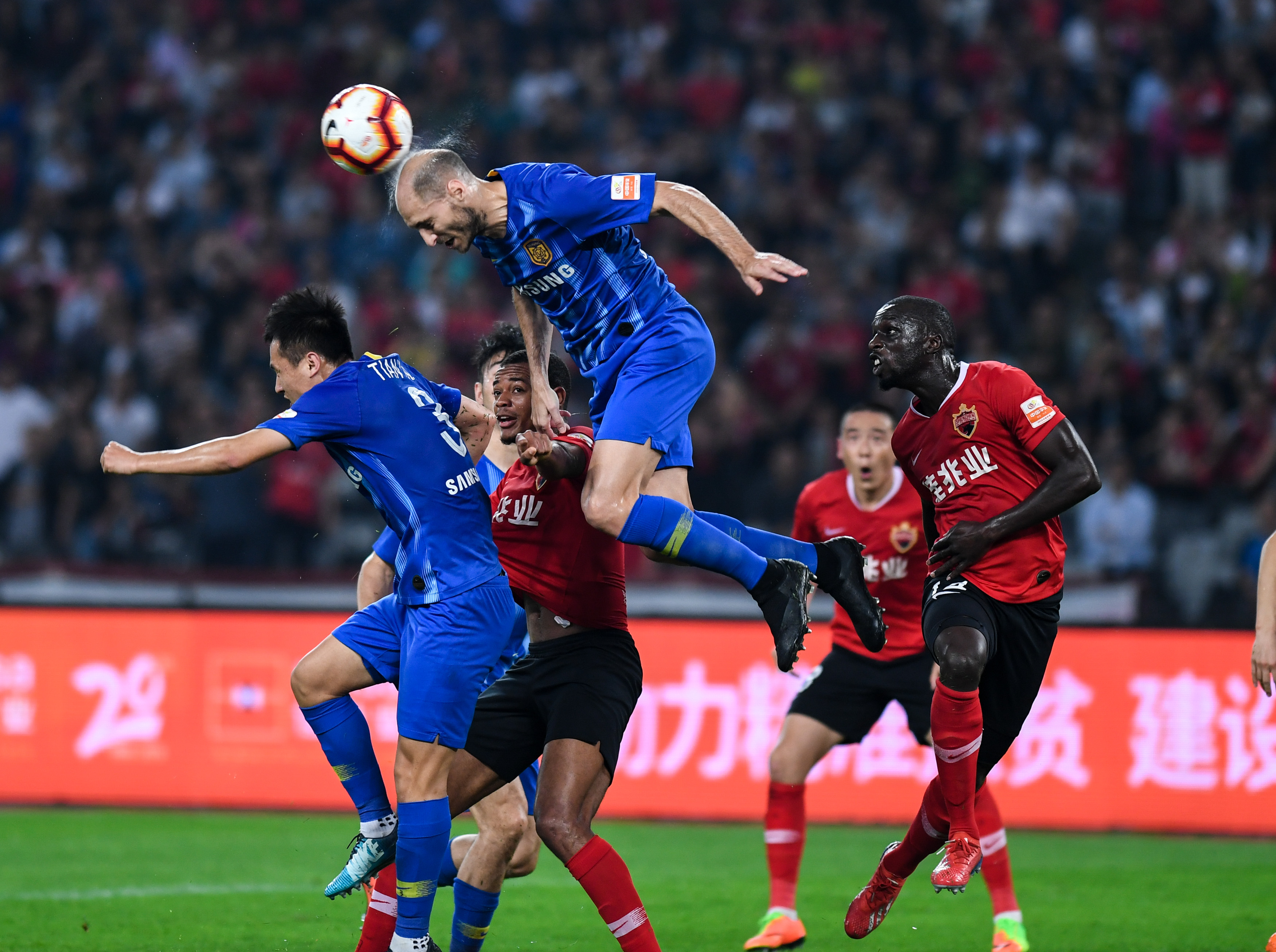 苏宁主场不敌泰达，遭遇连败