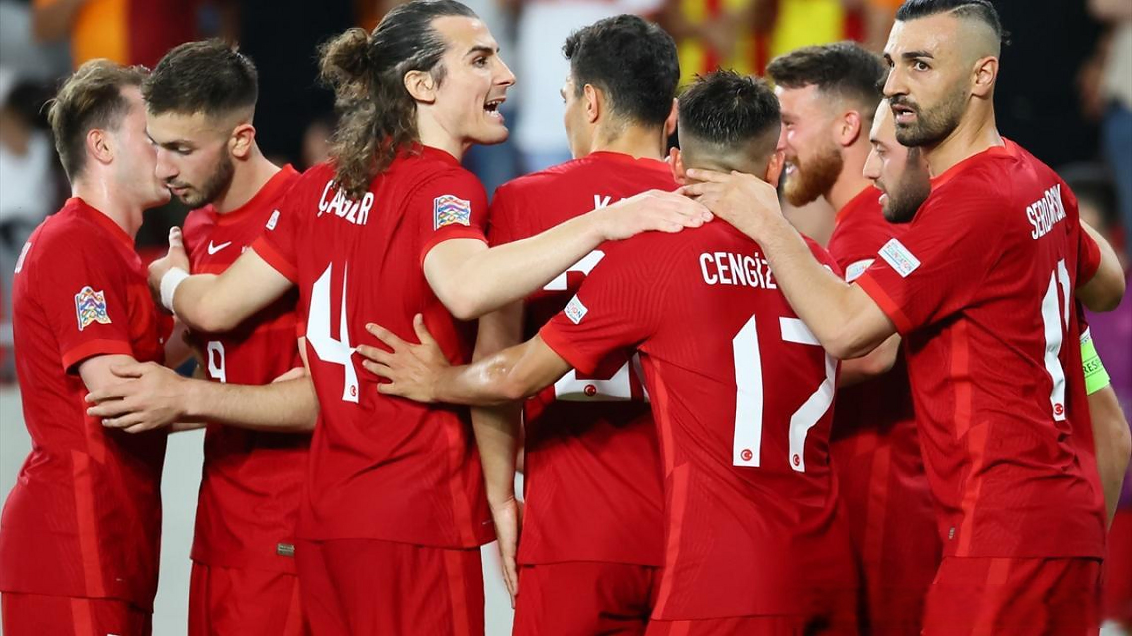 家族连传三代！国家队继续保持不败