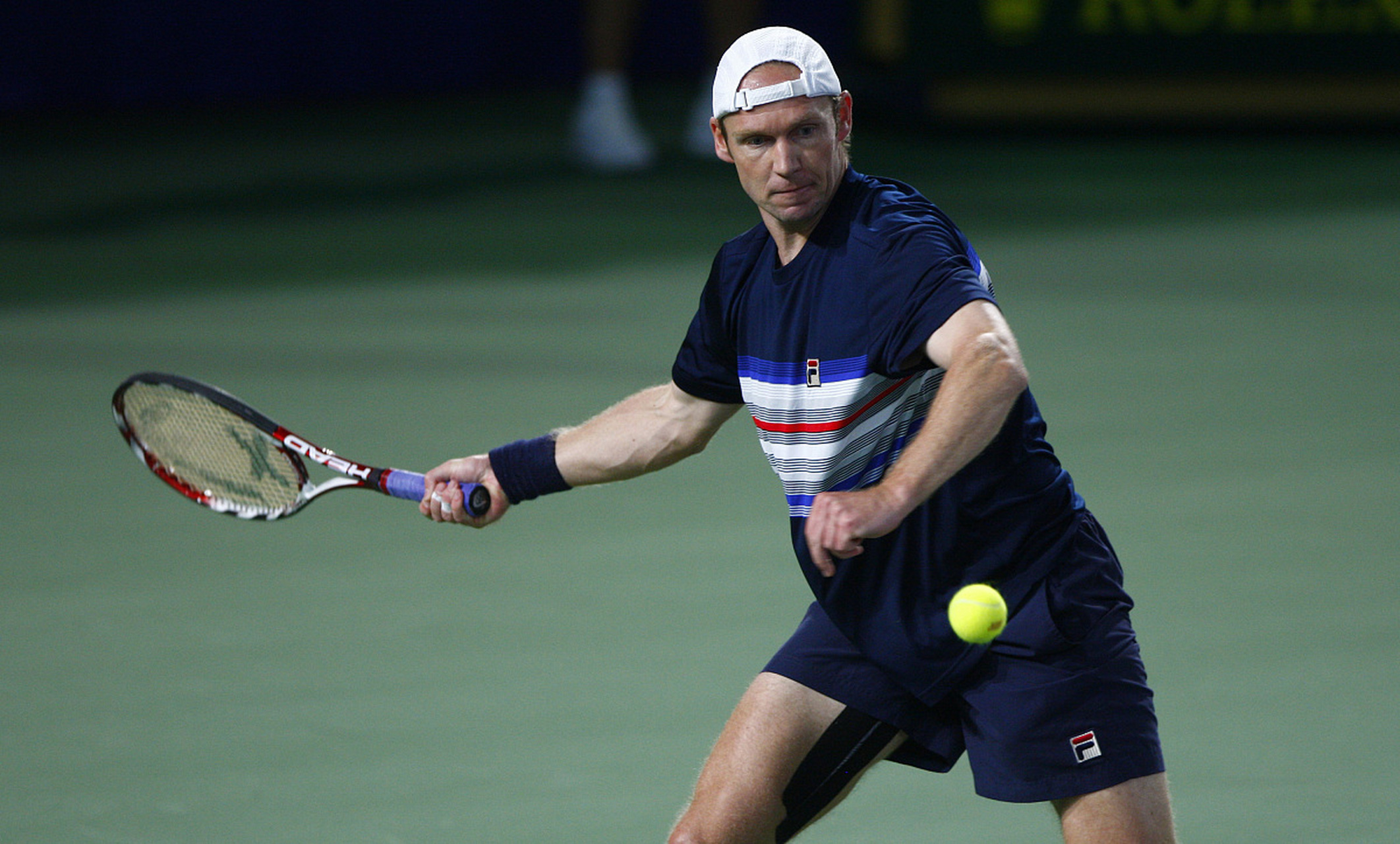 关于美网逆转戴维斯杯，梅德韦杰夫刷新纪录的信息